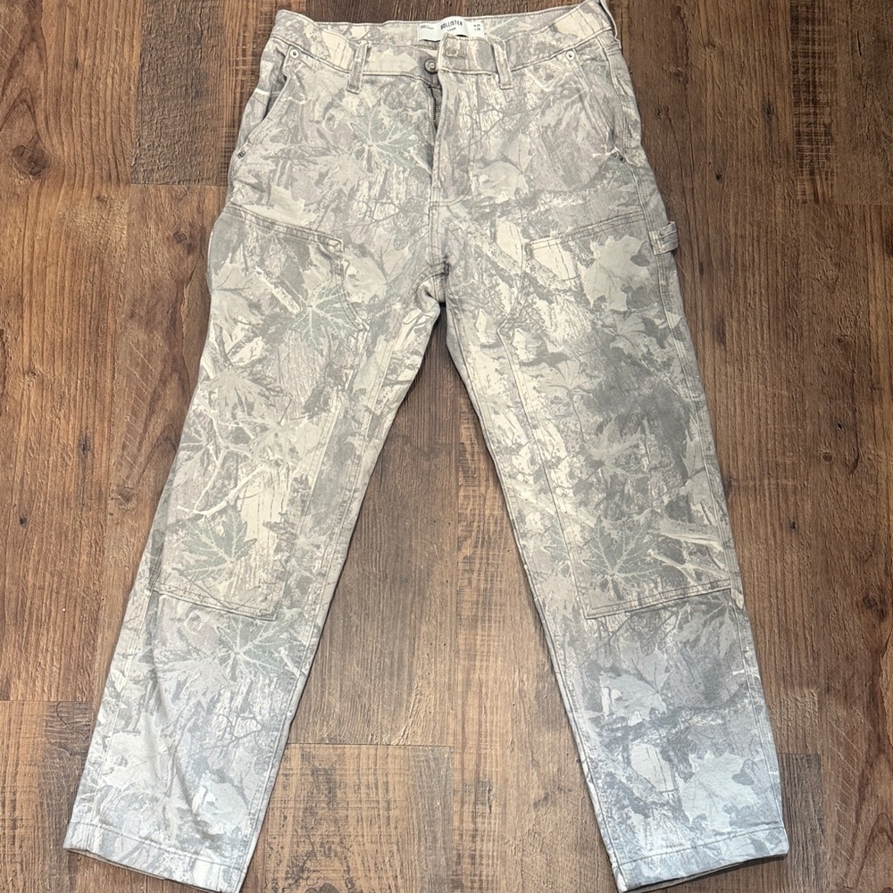Hollister Men’s  Camouflage Cargo Pants 29x30L